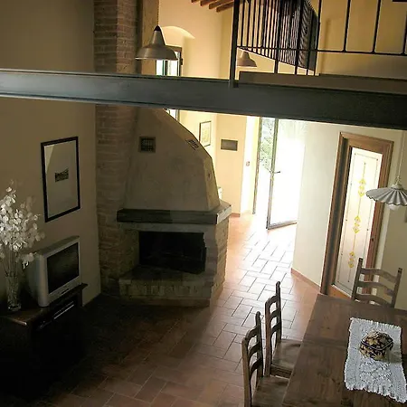 Country house Podere Le Grotte *