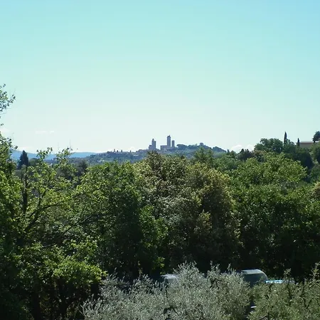 Podere Le Grotte Country house *