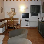 Podere Le Grotte Casa rural *