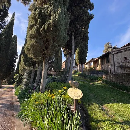 Podere Le Grotte Lantställe